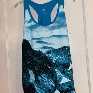 Nike Mountain Tank Top